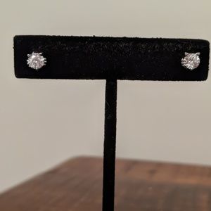 Meowingtons Swarovski crystal cat studs